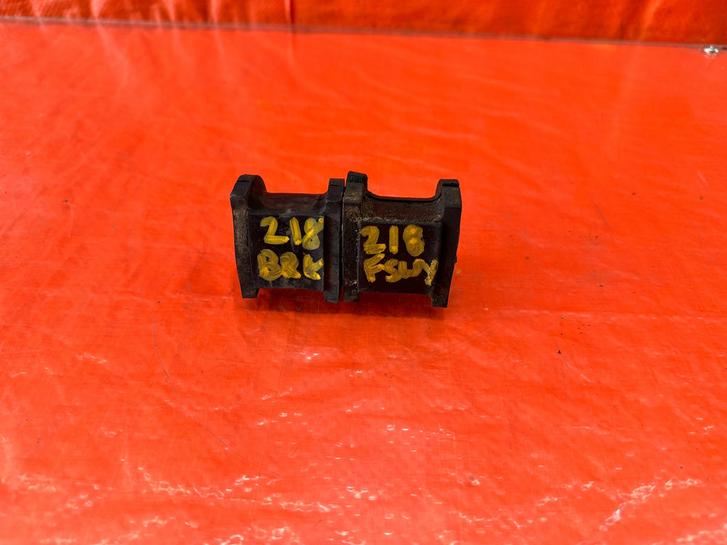 99 00 HONDA CIVIC SI EM1   26MM   FRONT SWAY STABILIZER BAR BUSHINGS   OEM #21810