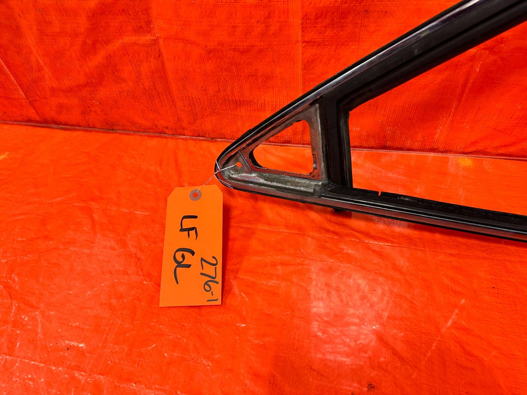 92 00 LEXUS SC300   DRIVER LEFT EXTERIOR WINDOW GLASS TRIM   OEM #27610