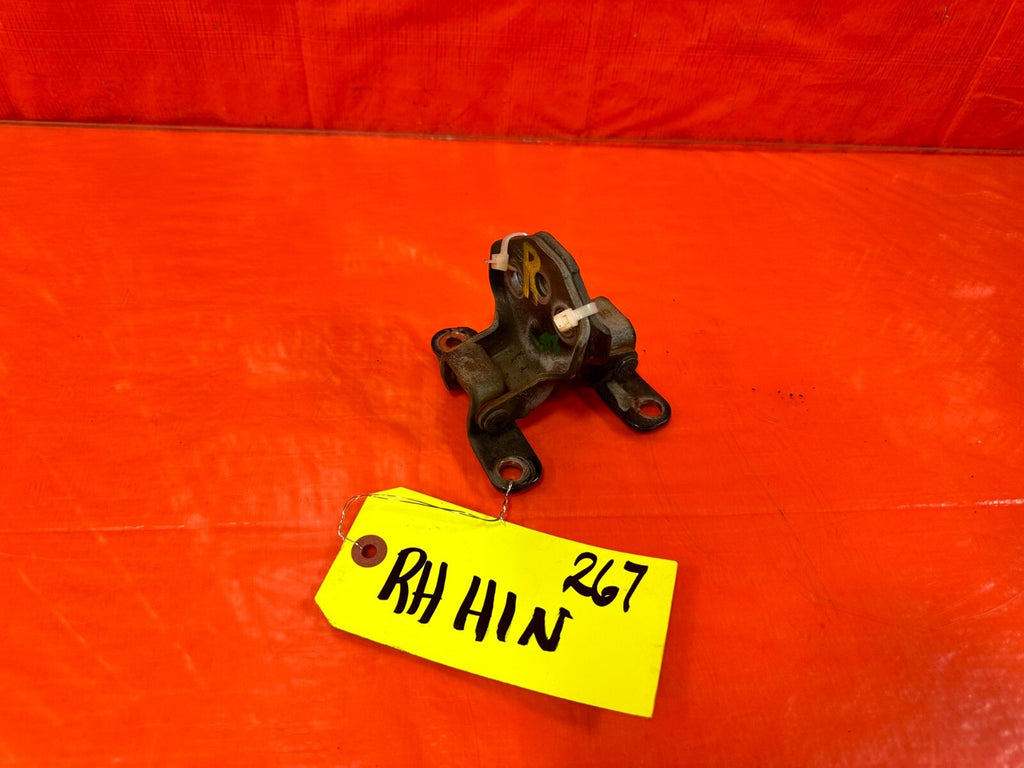 90 93 MAZDA MX 5 MIATA   PASSENGER RIGHT DOOR HINGE SET UPPER LOWER   OEM #2670