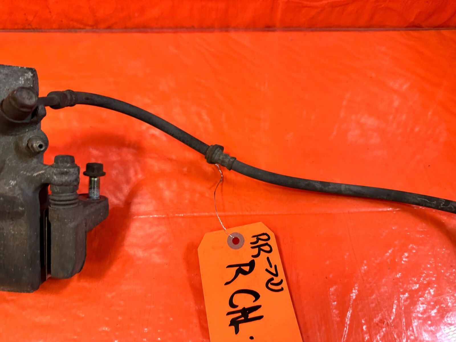 02 06 ACURA RSX   PASSENGER RIGHT REAR BRAKE CALIPER   OEM FACTORY #2713