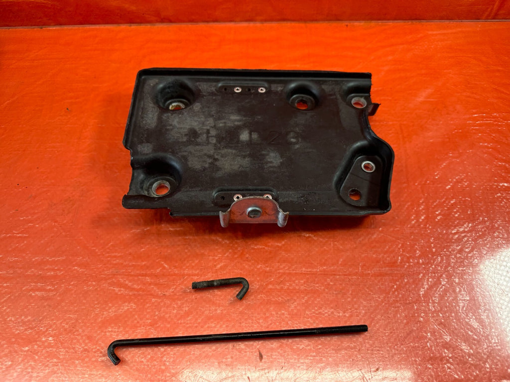 14 20 INFINITI Q50 / 17 20 Q60   BATTERY TRAY   64866 4GF0A   OEM #2224