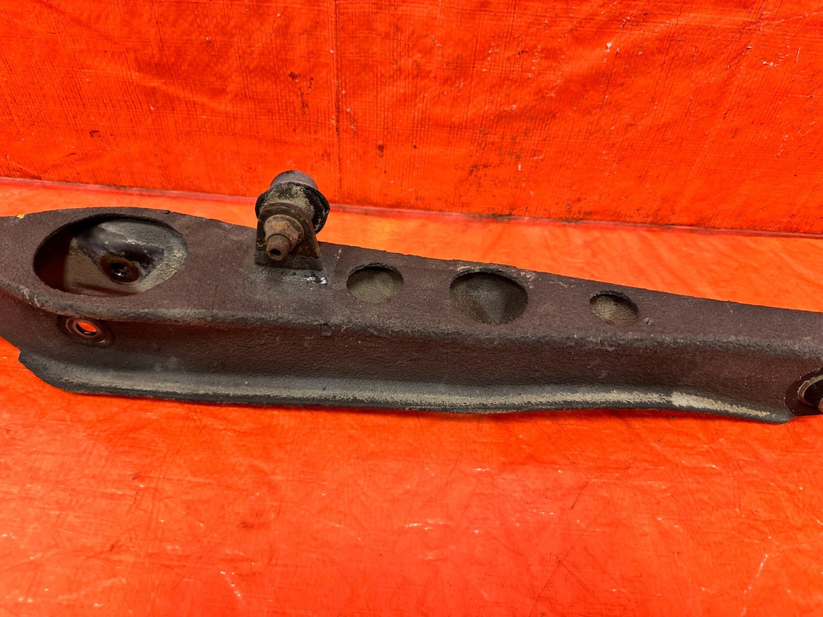 97-01 HONDA CR-V CRV - REAR LOWER CONTROL ARM - DRIVER LEFT  SIDE - OEM #3012