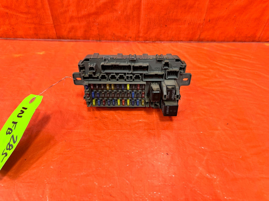 96 00 HONDA CIVIC FUSE BOX   INTERIOR UNDER DASH BOARD   COUPE & HATCH ONLY #2852