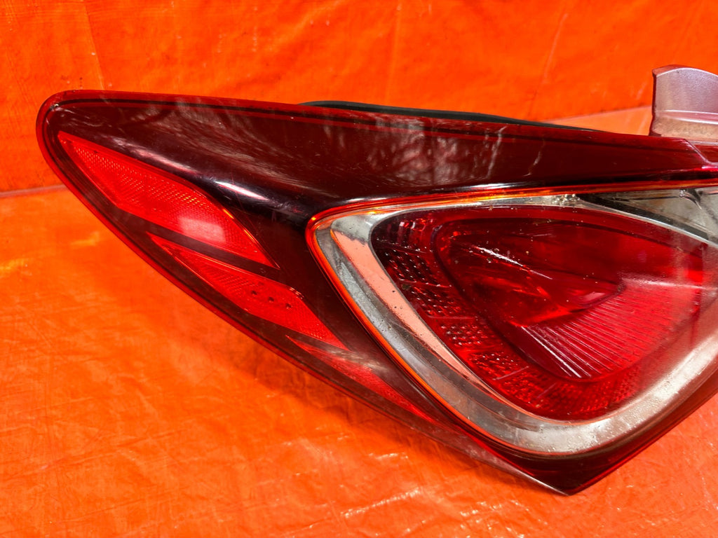 13 16 HYUNDAI GENESIS COUPE   DRIVER LEFT TAIL LIGHT LAMP   OEM FACTORY #2995