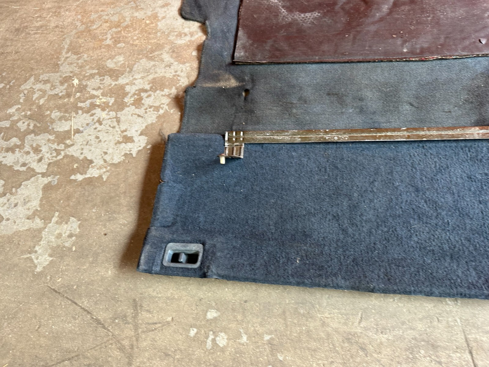 88 89 HONDA CRX DX   TRUNK CARPET W/ TAIL GATE LINER REAR CARPET TRIM   OEM #24315