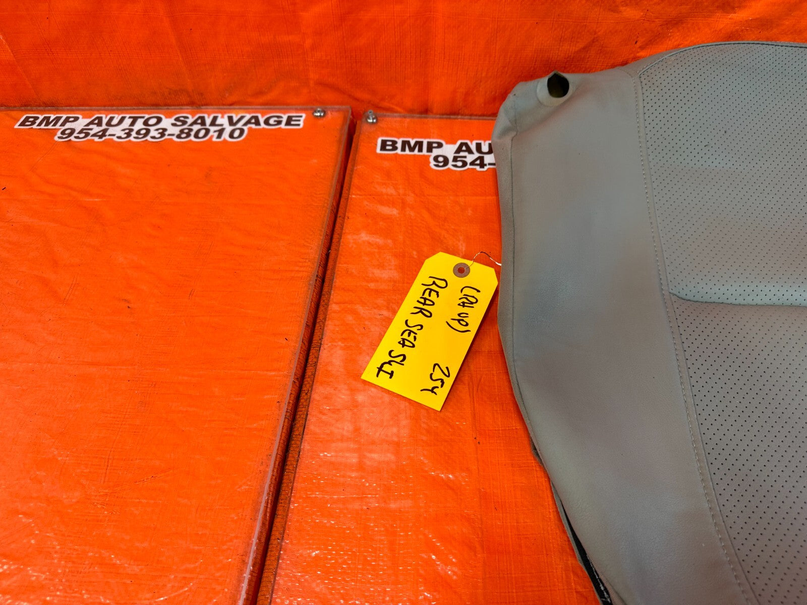 02 04 ACURA RSX GRAY PASSENGER RIGHT REAR UPPER SEAT SKIN LEATHER COVER OEM 2547