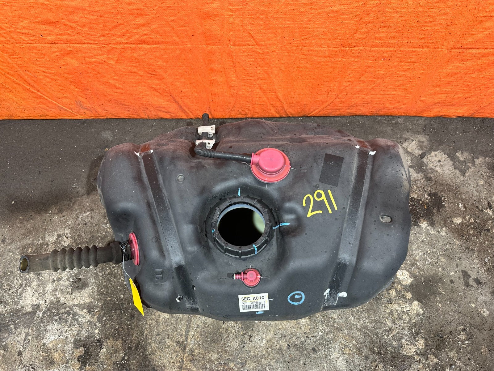 04 05 ACURA TSX   GASOLINE GAS FUEL TANK ASSEMBLY   OEM FACTORY #2905