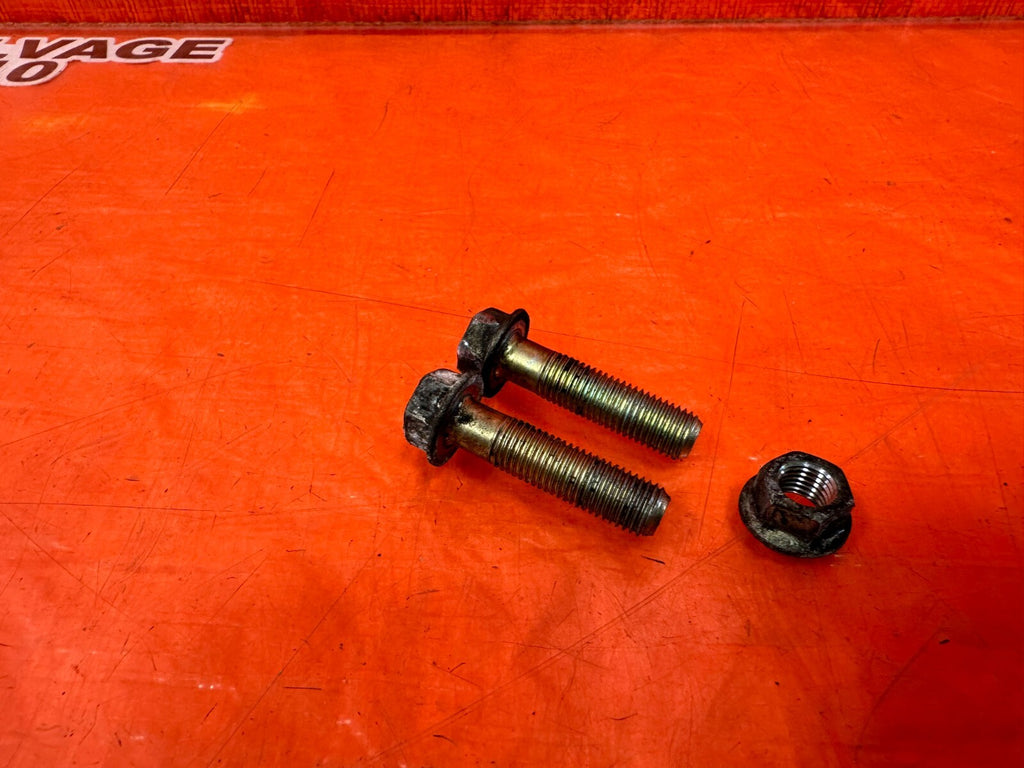 02 10 LEXUS SC430   POWER STEERING PUMP BOLTS HARDWARE   OEM #2615