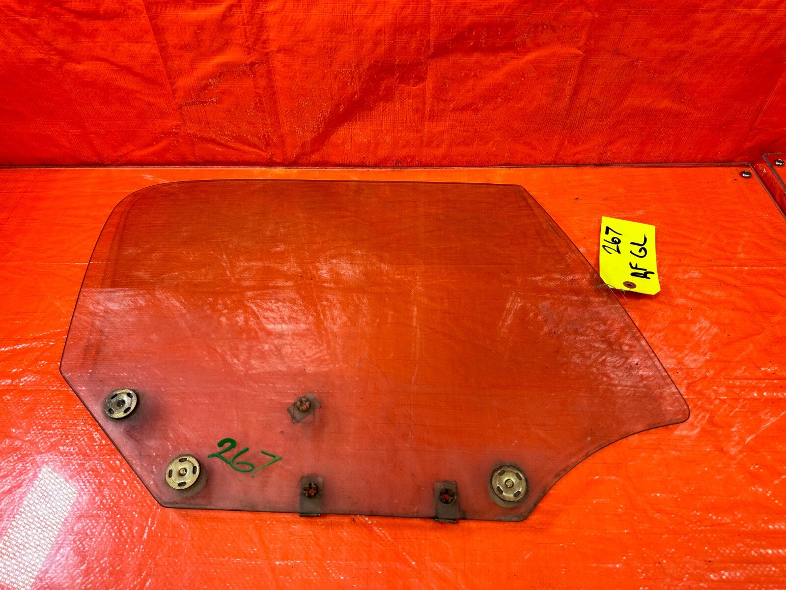 90 97 MAZDA MX 5 MIATA   PASSENGER RIGHT FRONT   DOOR GLASS WINDOW   OEM #2670