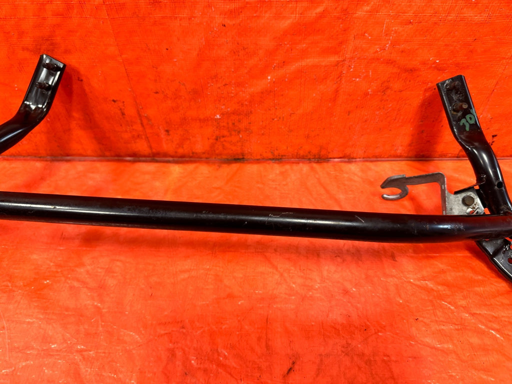 04 08 ACURA TSX   FRONT STRUT SHOCK TOWER REINFORCEMENT BAR   OEM #3042