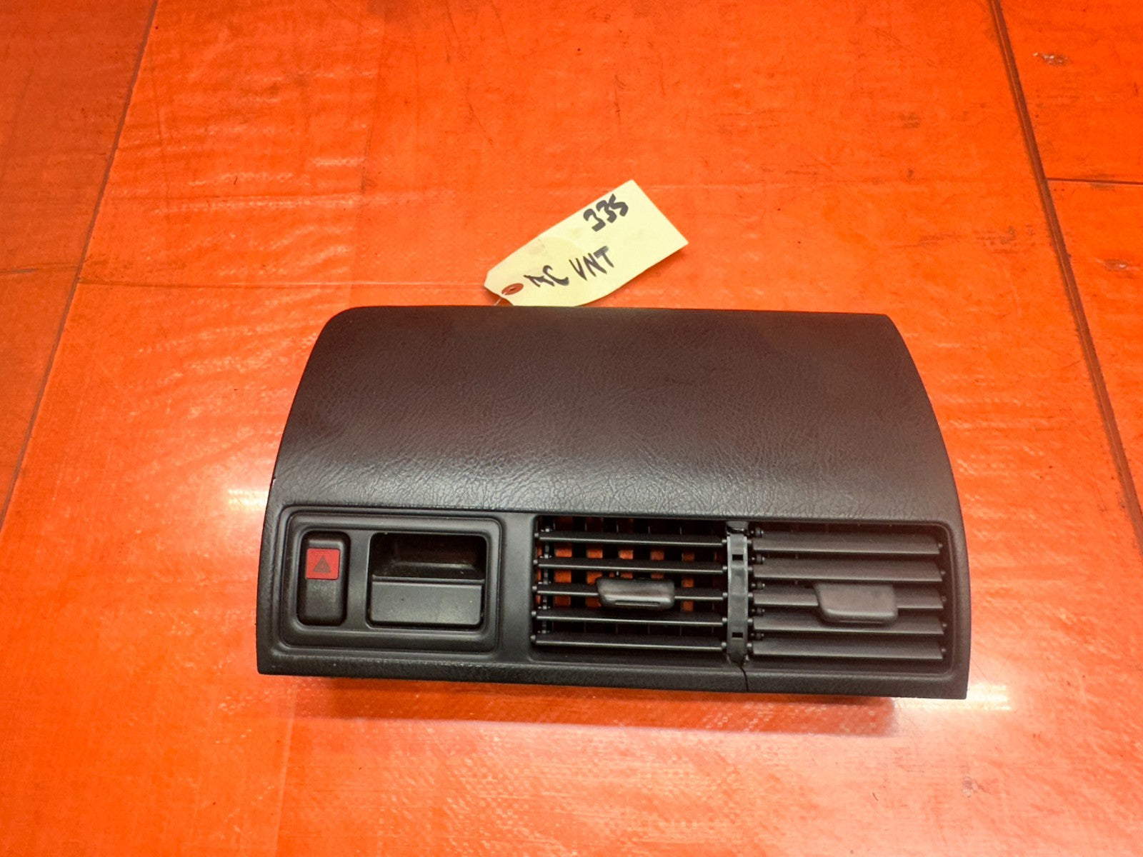 97 01 HONDA PRELUDE 2.2L CENTER DASHBOARD A/C AC HEATER AIR VENT LOUVER OEM #3350