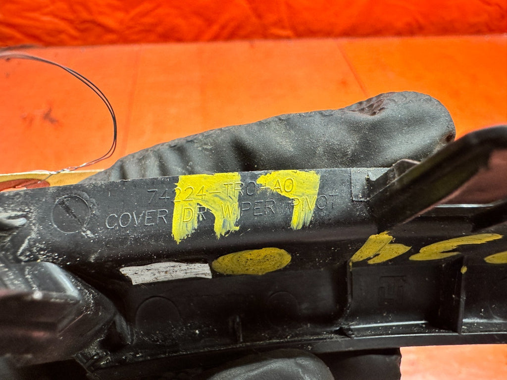 13 15 HONDA CIVIC SI 4D 2.4L LEFT DRIVER FRONT OUTER WINDSHIELD COWL TRIM OEM #35