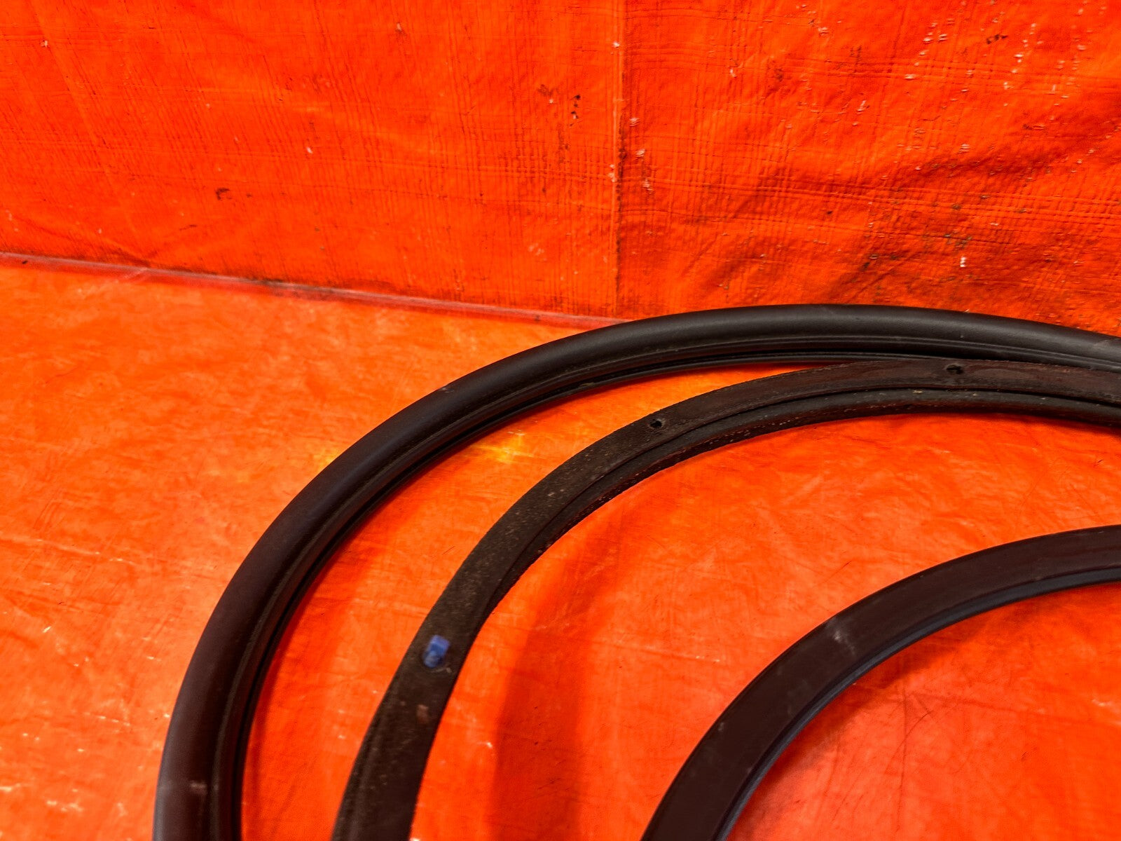 96 00 HONDA CIVIC SEDAN RIGHT FRONT WEATHER STRIP TRIM SEAL GASKET 2974