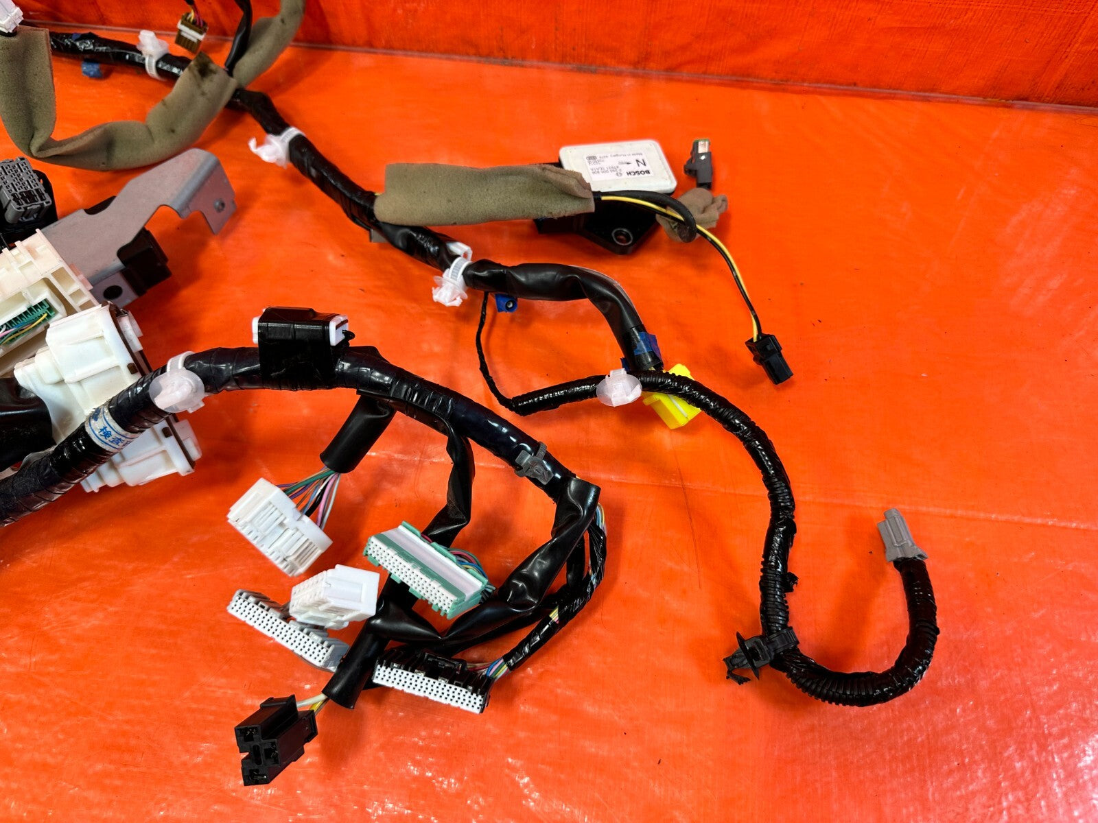2013 13 INFINITI G37 S CONVERTIBLE   INTERIOR FIREWALL CABIN WIRING WIRE HARNESS3