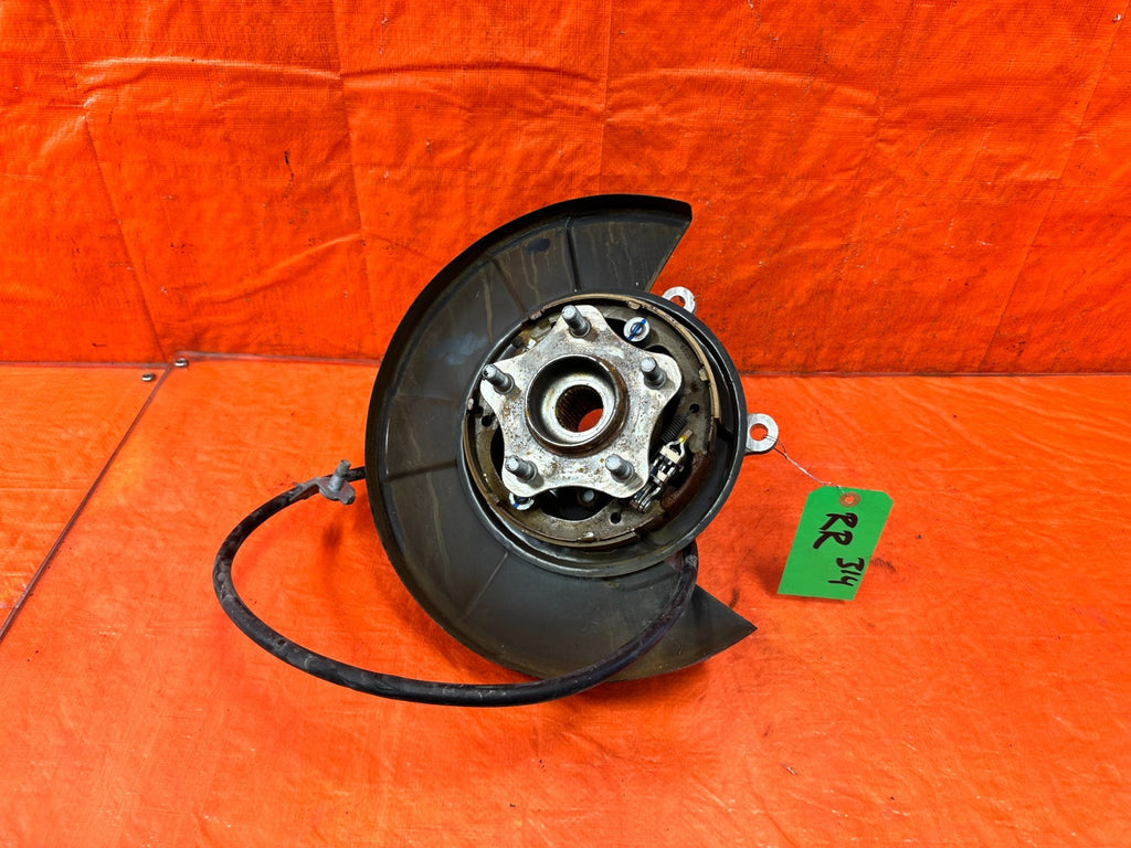 14 20 INFINITI Q50 Q60 RIGHT REAR SPINDLE KNUCKLE HUB   OEM #3140