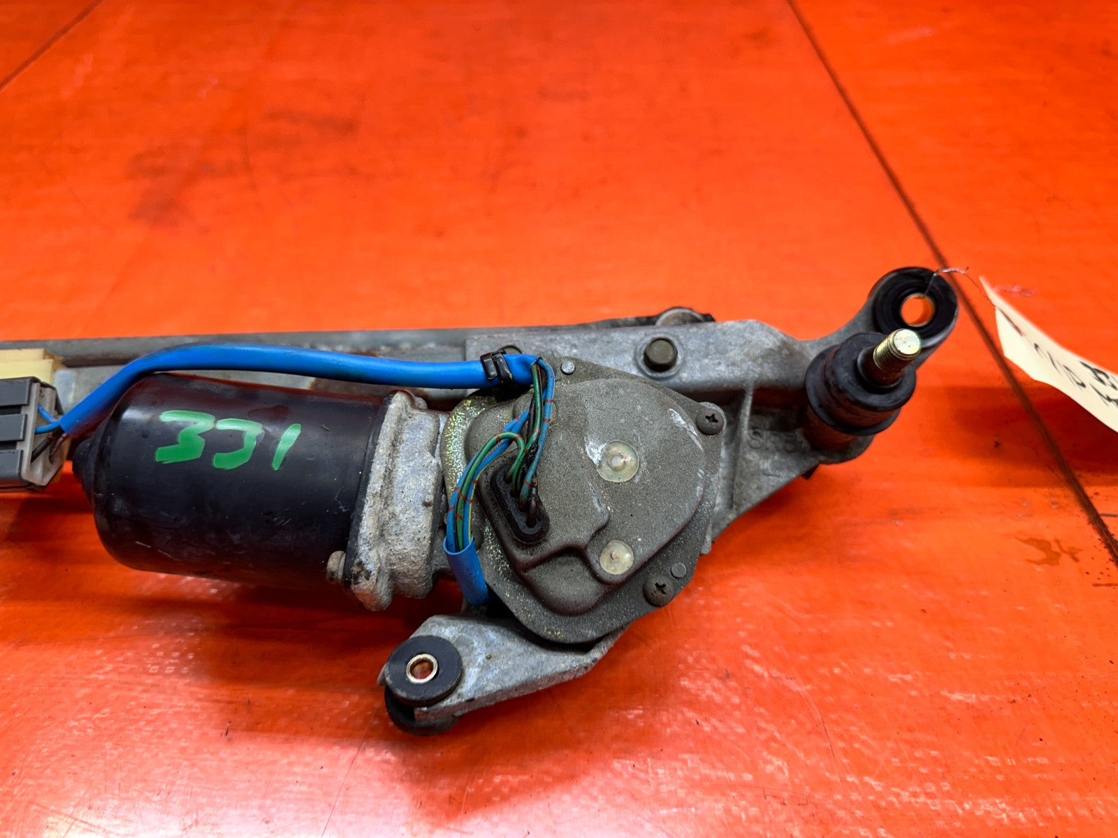 94 01 ACURA INTEGRA FRONT WINDSHIELD WIPER MOTOR AND LINKAGE OEM #3315