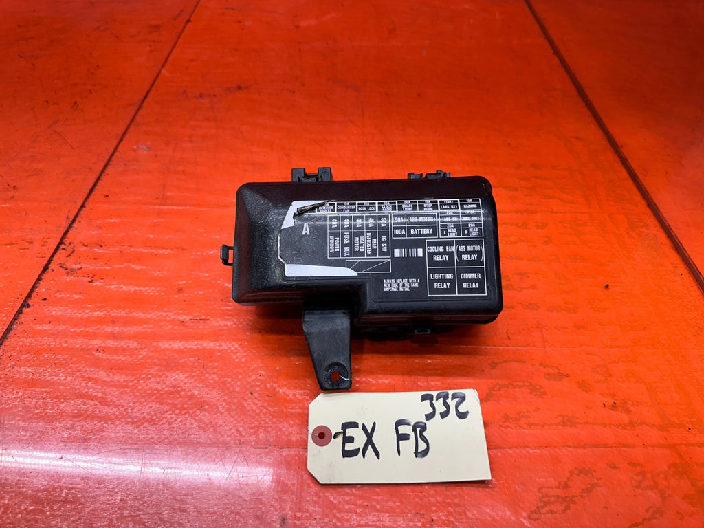 92 96 HONDA PRELUDE ENGINE BAY RELAY FUSE BOX UNDER THE HOOD OEM #3320