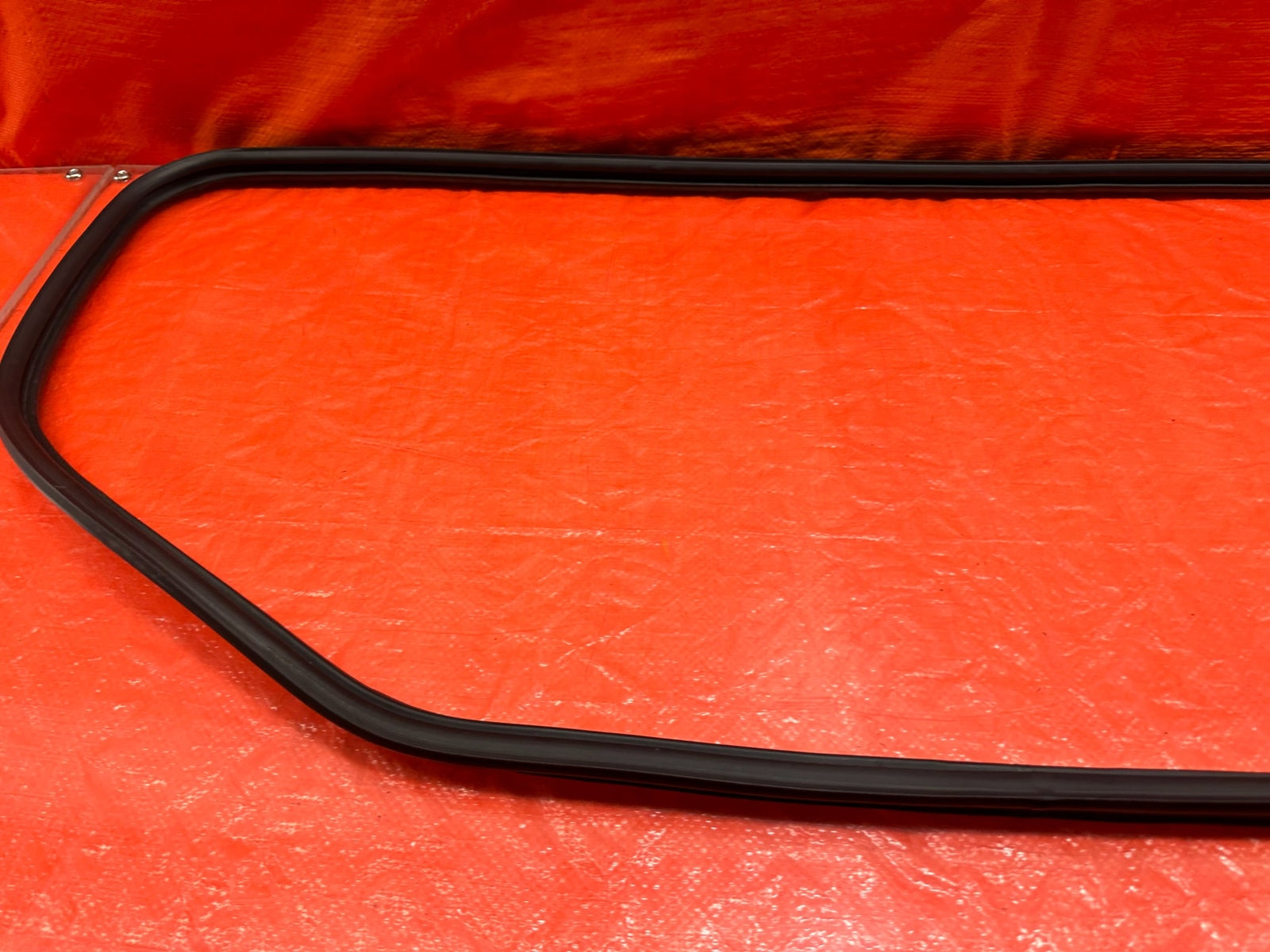 00 09 HONDA S2000   REAR TRUNK WEATHER STRIP GASKET SEAL   OEM FACTORY #22511