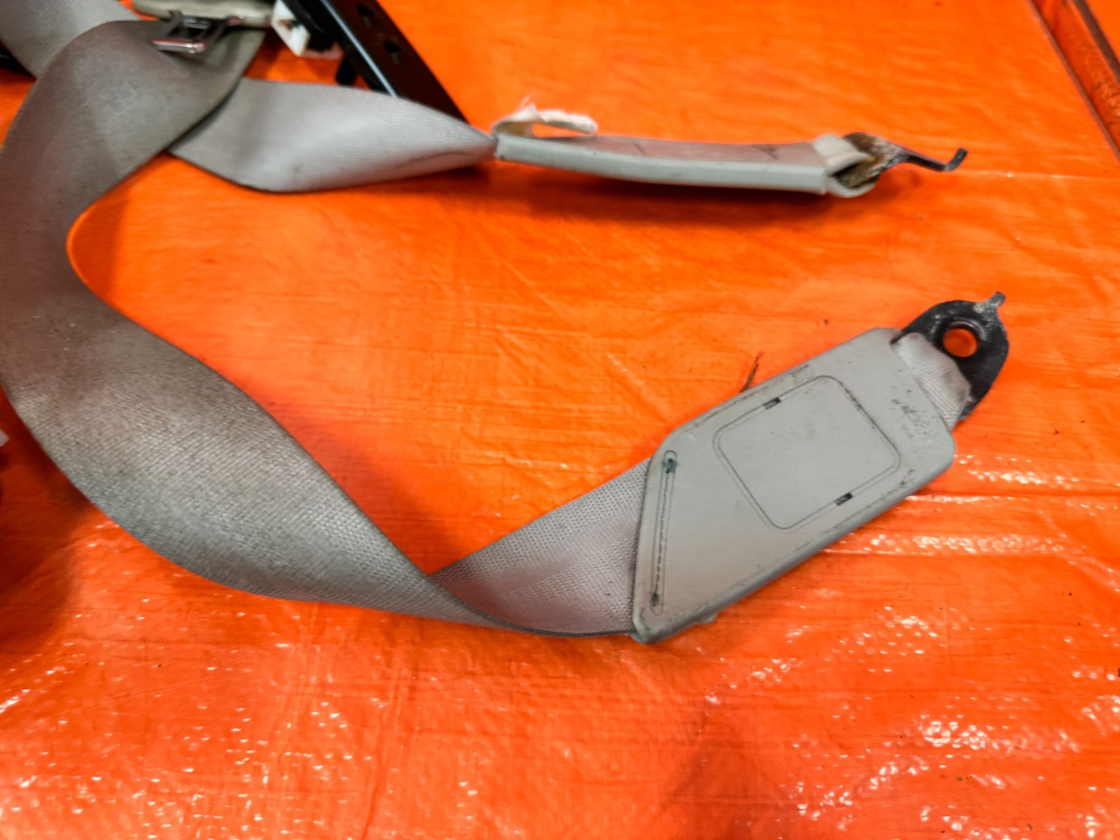 09 10 ACURA TSX   FRONT SEAT BELT SET   LEFT & RIGHT SEAT BELTS   GRAY OEM #3214