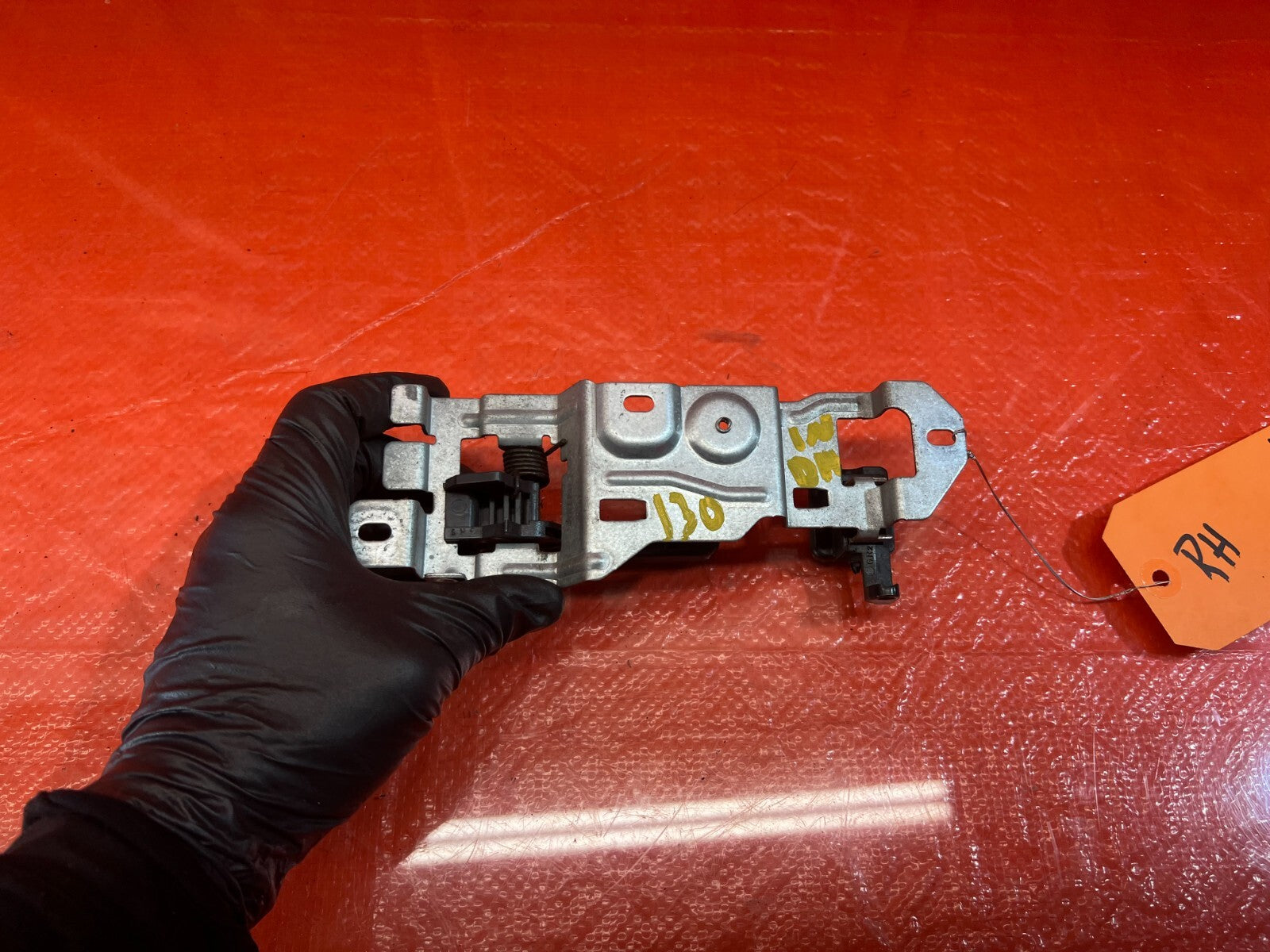99 00 HONDA CIVIC   COUPE & HATCH   PASSENGER RIGHT INTERIOR DOOR HANDLE OEM 1308