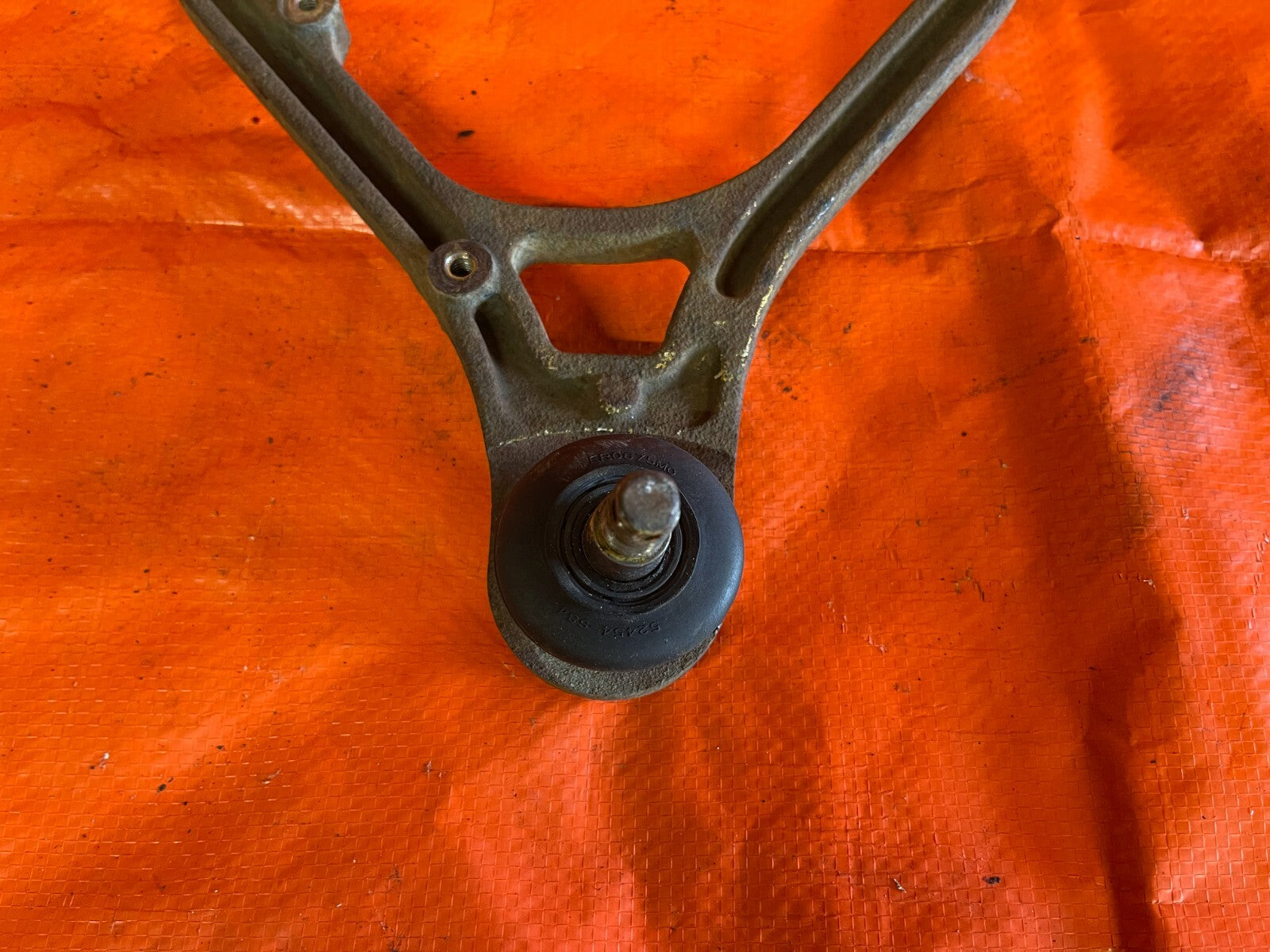00 09 HONDA S2000   PASSENGER RIGHT FRONT UPPER   CONTROL ARM   OEM FACTORY OE5
