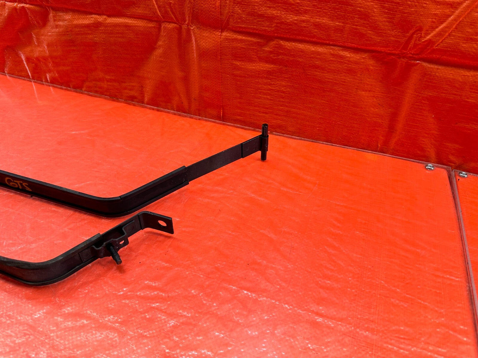 08 15 LANCER EVOLUTION X EVO 10 GAS GASOLINE FUEL TANK MOUNTING STRAPS BANDS 2064