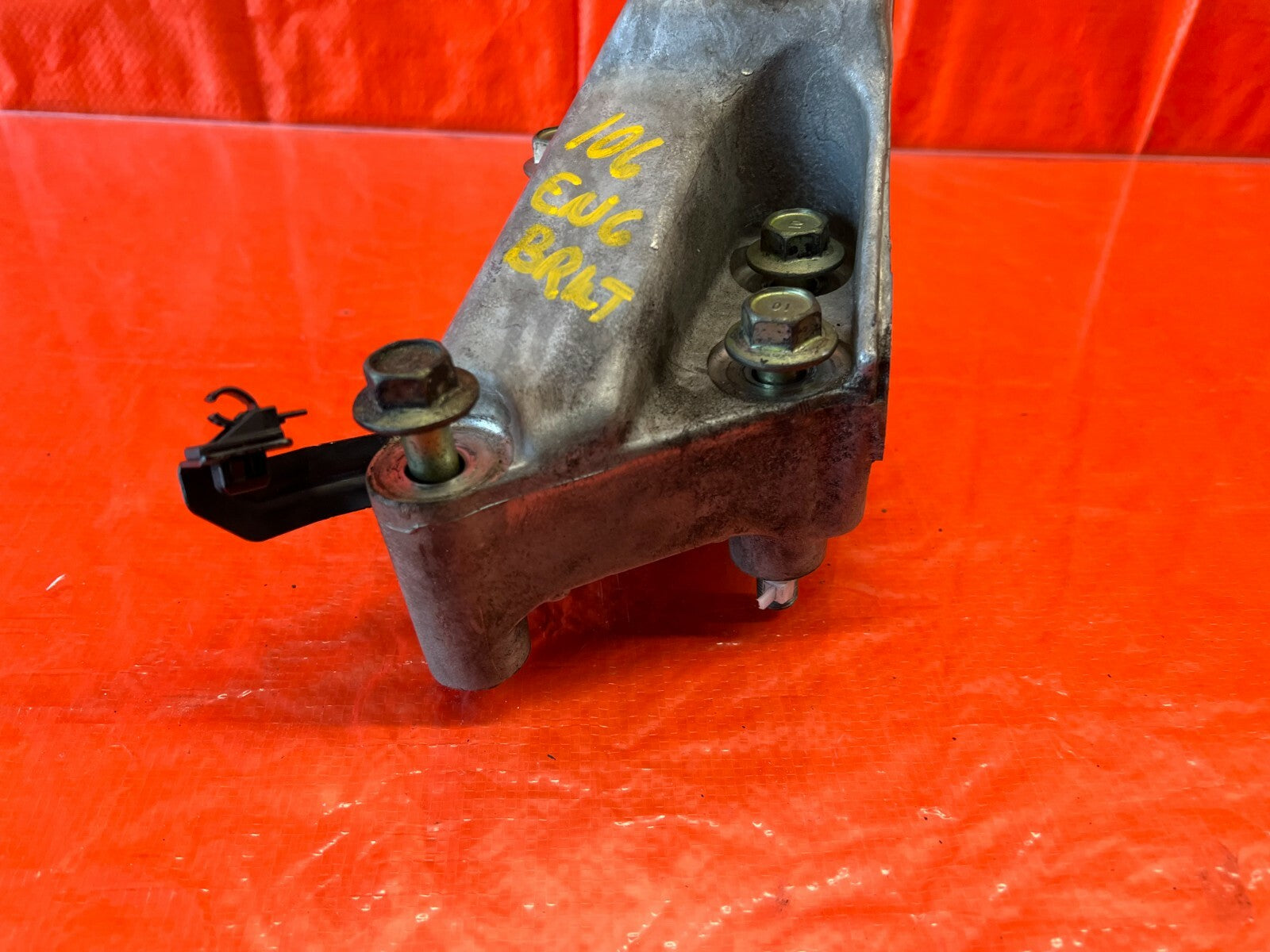 07 08 ACURA TL   ALUMINUM ENGINE MOTOR MOUNT BRACKET   REAR   OEM FACTORY #1063