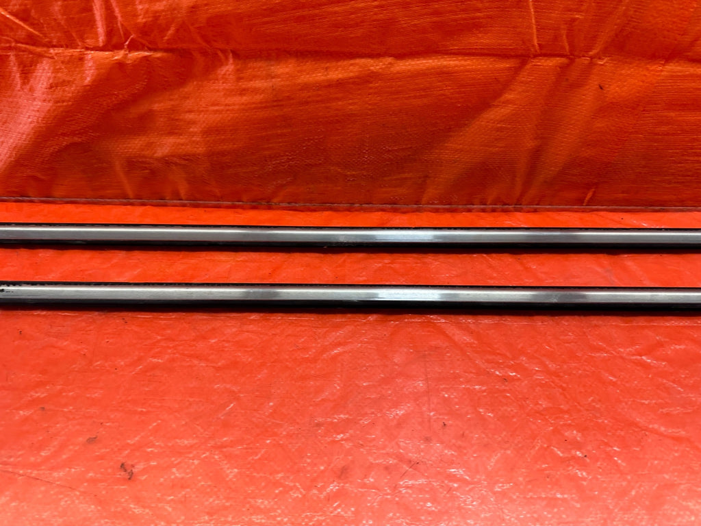 92 93 HONDA CIVIC COUPE & HATCH / EXTERIOR DOOR WINDOW GLASS TRIM SET LEFT RIGHT6