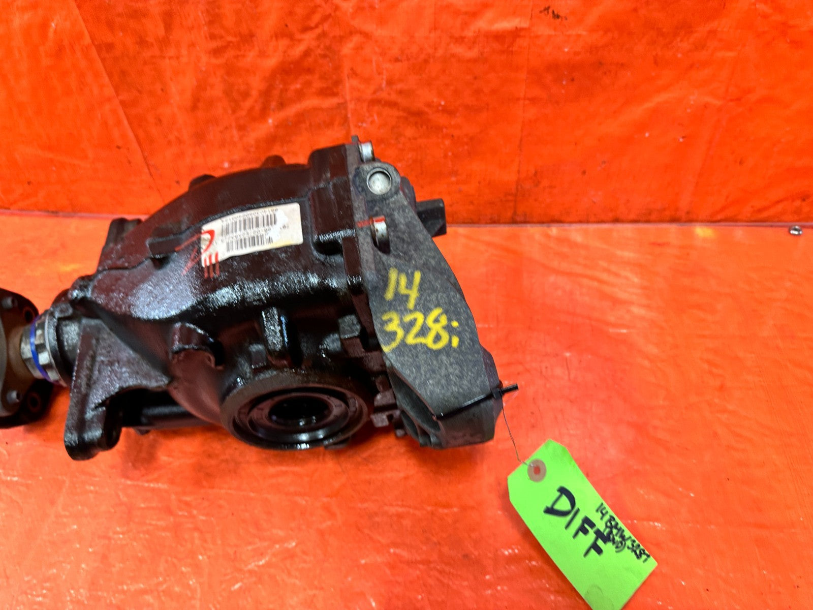 OEM 2014 14 BMW 328i SEDAN RWD   REAR DIFFERENTIAL DIFF 7603748 03 3.15 RATIO2