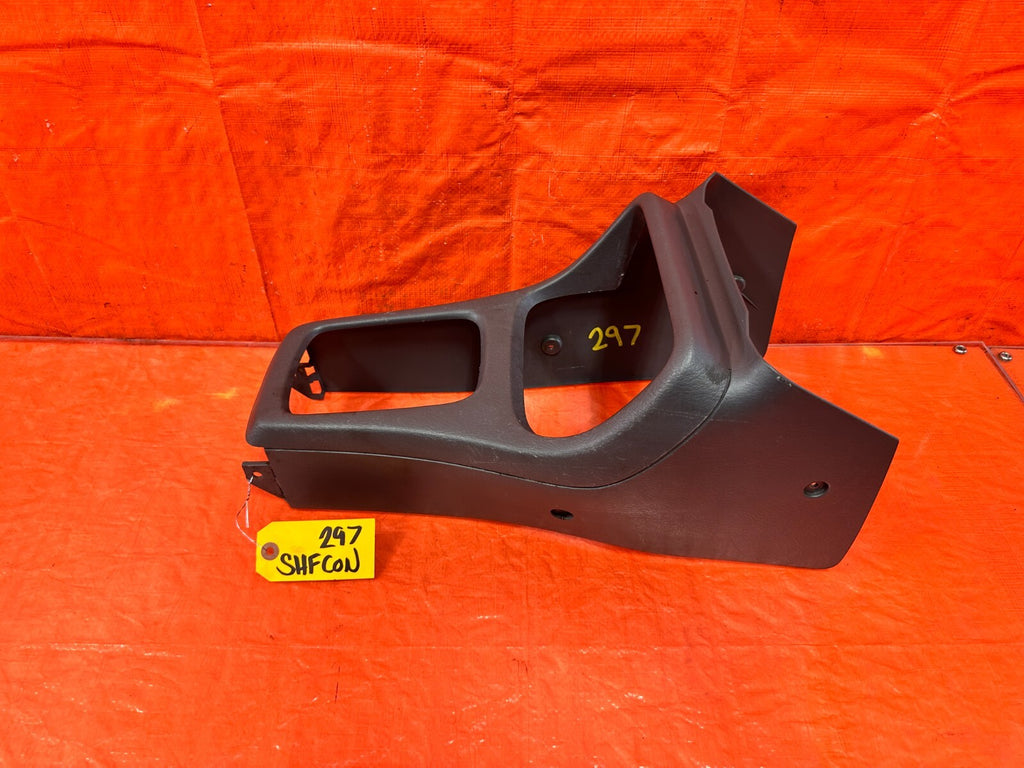 96 00 HONDA CIVIC   SHIFTER CENTER CONSOLE TRIM BEZEL   GRAY COLOR   OEM #2970