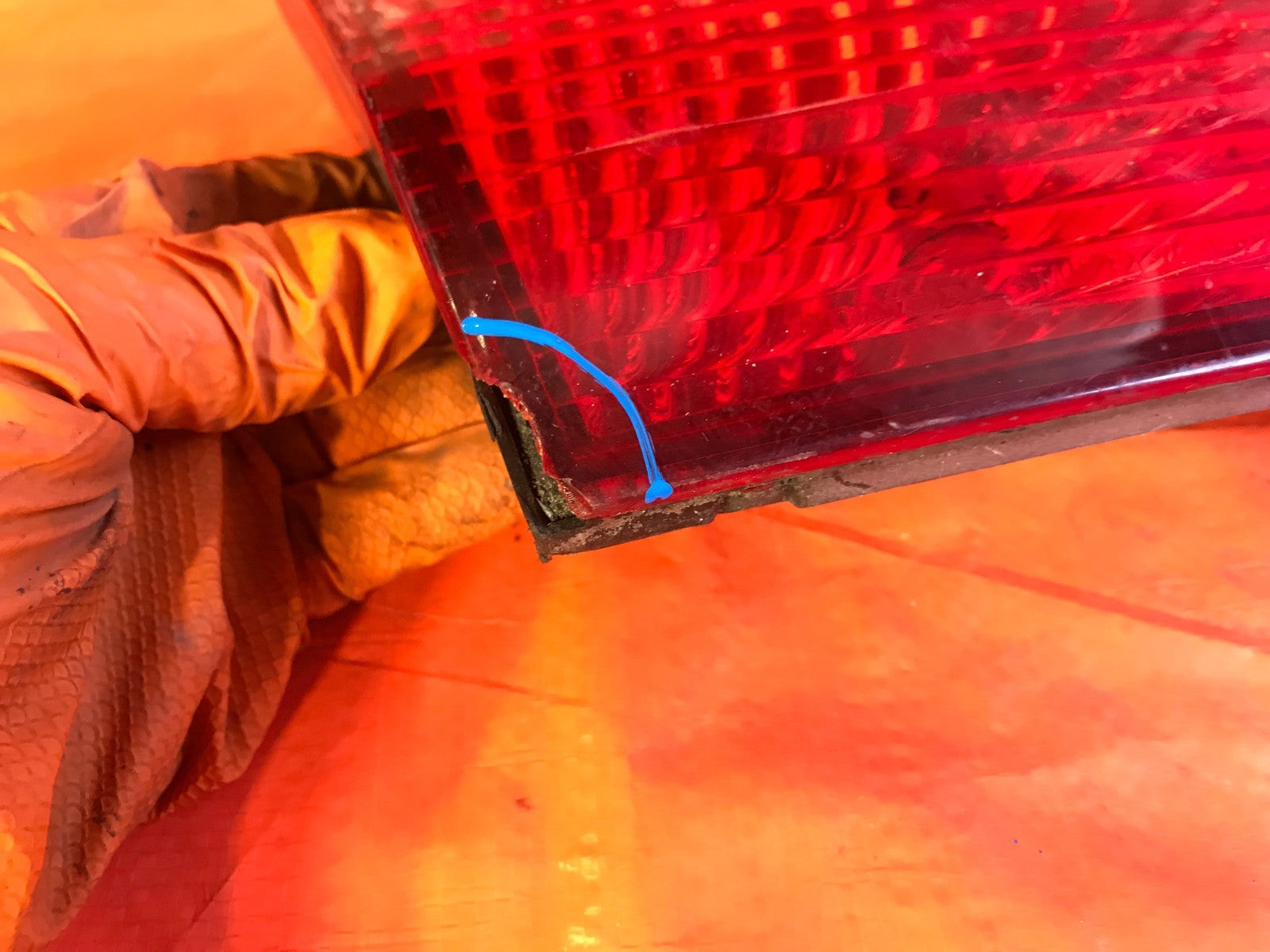 OEM 1998 1999 HONDA ACCORD SEDAN DRIVER LEFT INNER TAIL LIGHT LAMP 4 DOOR 98 995