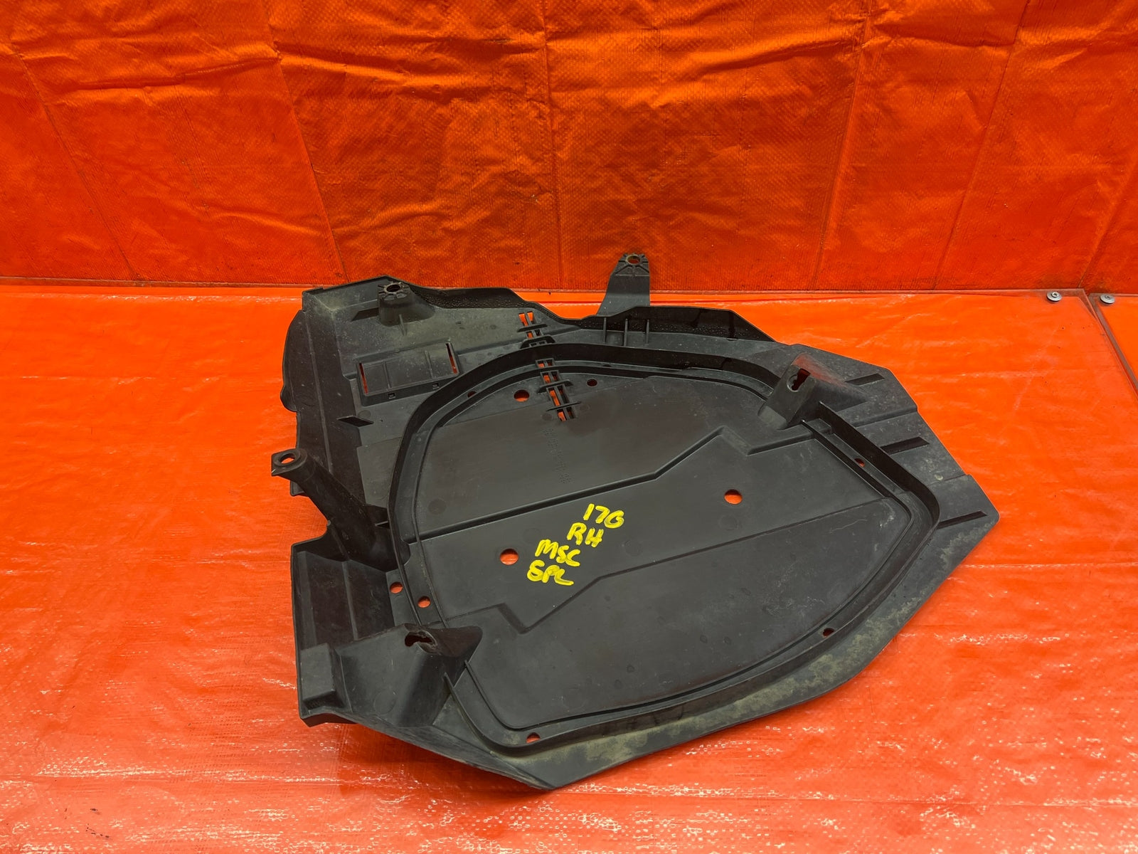 12 21 SUBARU WRX & STI  SEDAN   SPLASH SHIELD RIGHT PROTECTOR   OEM #1707