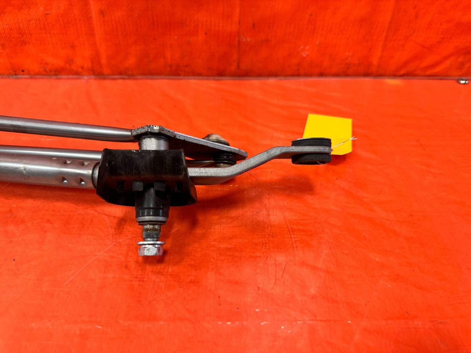 13 20 SUBARU BRZ   WINDSHIELD WIPER MOTOR W/ LINKAGE   OEM FACTORY #2927
