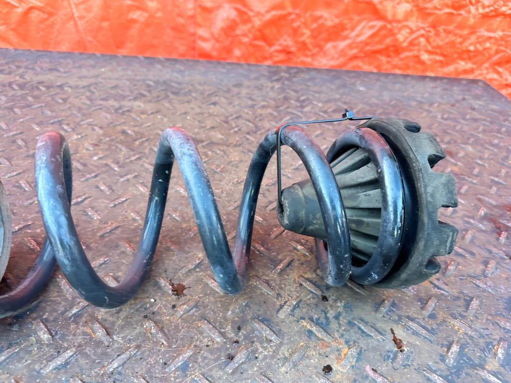 08 15 INFINITI G37 COUPE & CONVERTIBLE   REAR SPRING   OEM FACTORY OE #2784