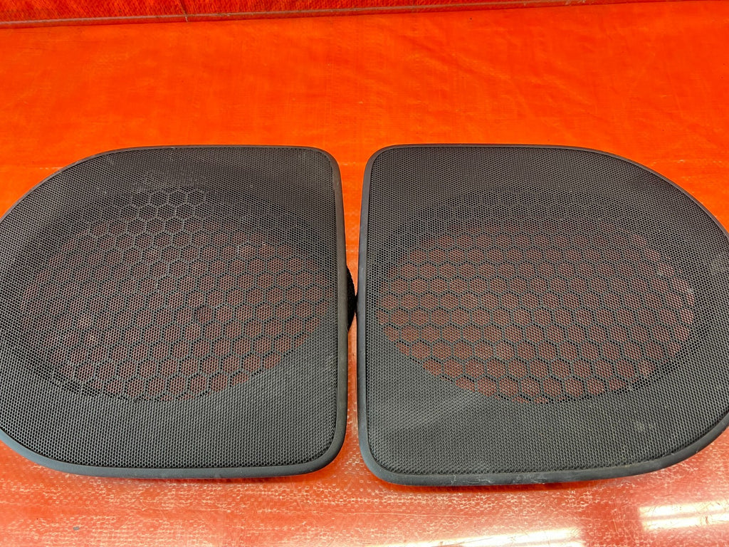 04 08 ACURA TSX   REAR SPEAKER COVER TRIM PLASTIC LEFT & RIGHT   OEM #1565
