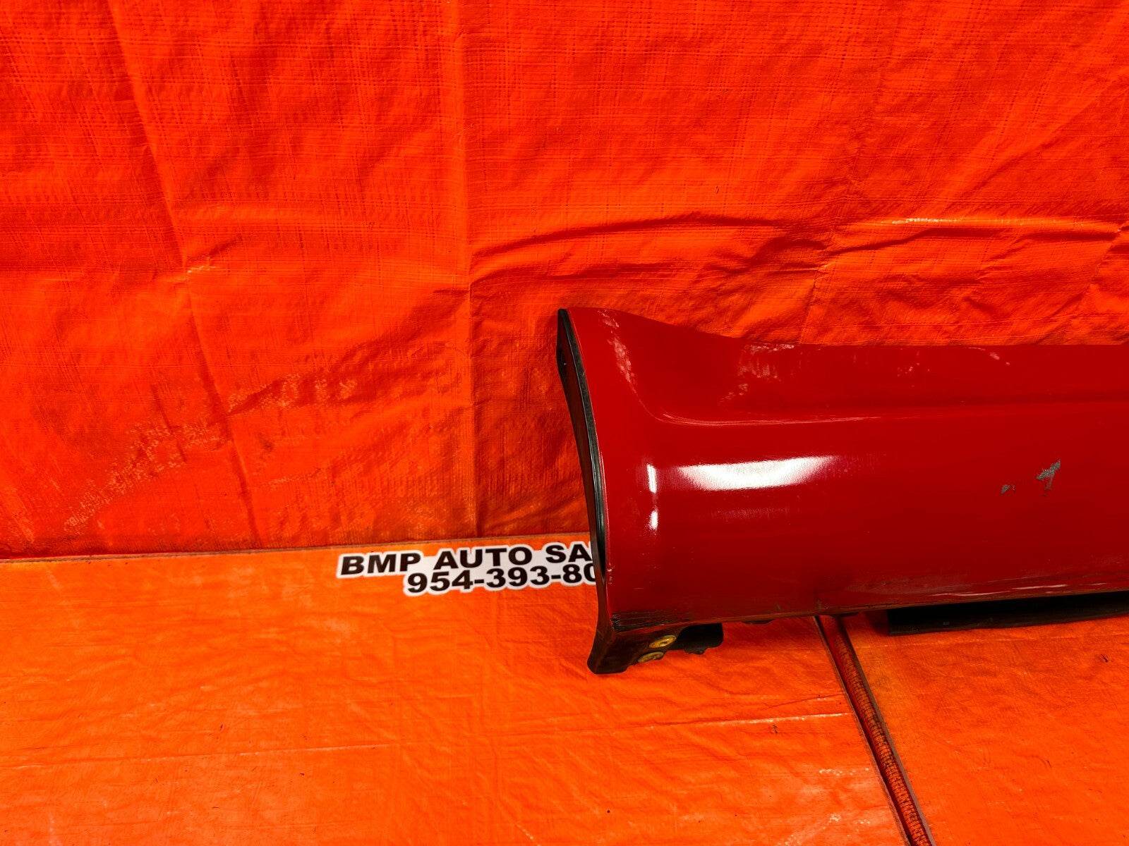 02 05 LEXUS SC430   SIDE SKIRT ROCKER MOLDING TRIM   RIGHT SIDE   RED OEM 26110