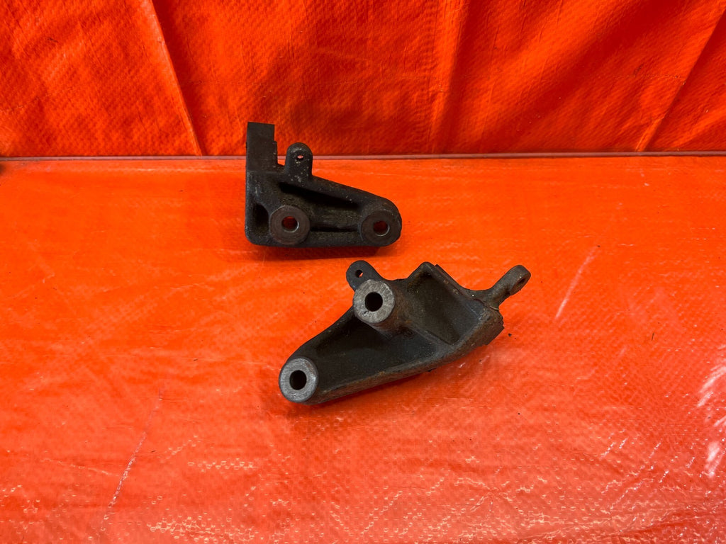 94 01 ACURA INTEGRA   ALTERNATOR MOUNTING BRACKET SET   TOP & BOTTOM   OEM #1235