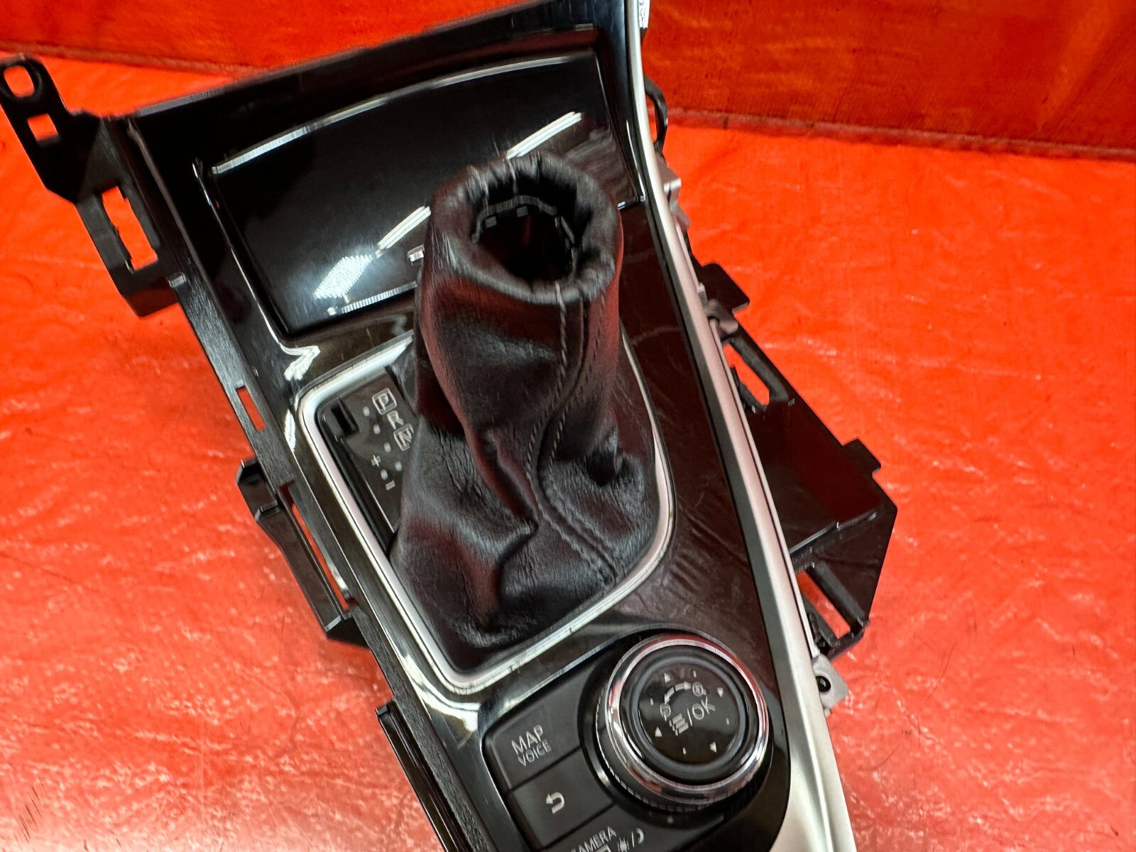 14 22 INFINITI Q50   CENTER / SHIFTER CONSOLE W/ CONTROLS   W/O NAVI   OEM #2156
