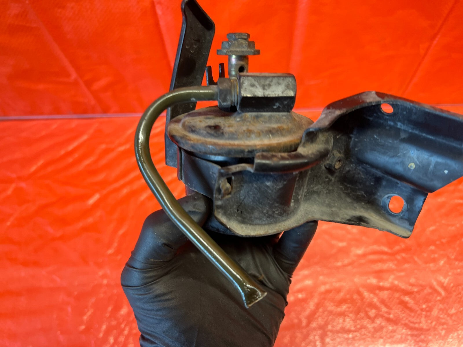1994 94 HONDA DEL SOL   FUEL FILTER MOUNTING BRACKET W/ FILTER   OEM #1265