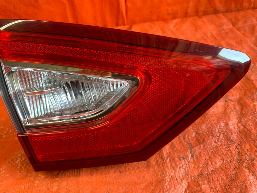 OEM 2014 2015 2016 FORD FUSION DRIVER LEFT INNER TRUNK TAIL LIGHT LAMP R RH 4