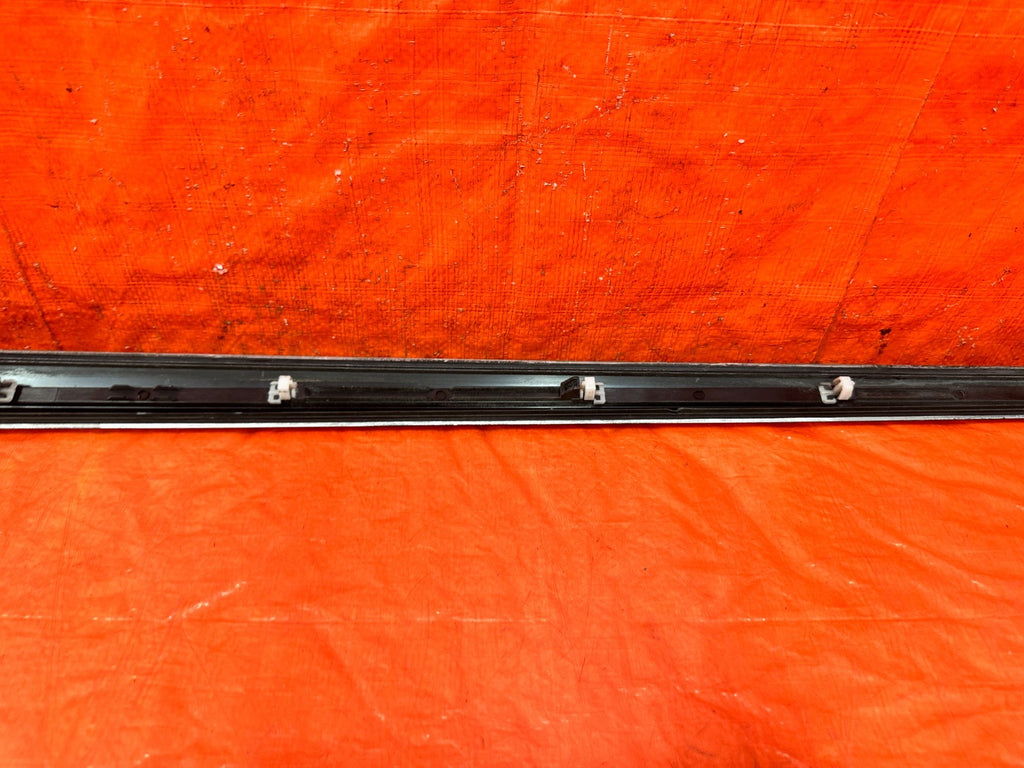 06 11 HONDA CIVIC SI 4D SEDAN   DOOR MOLDING IMPACT STRIP RIGHT FRONT OEM #3077