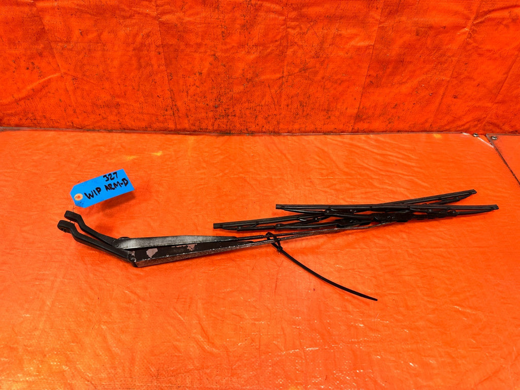 92 95 HONDA CIVIC   LEFT & RIGHT WINDSHIELD WIPER ARMS    OEM FACTORY #3270