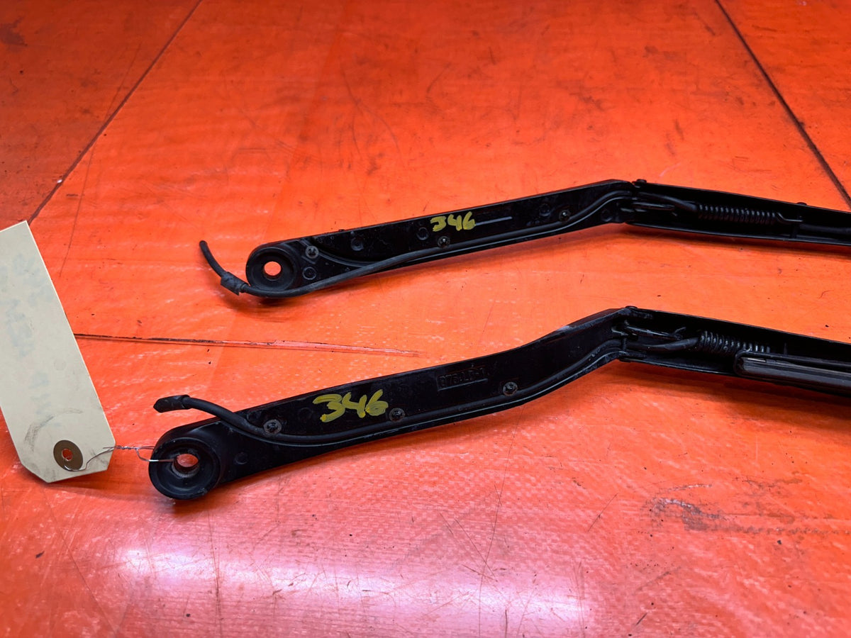 03-08 NISSAN 350Z FRONT WINDSHIELD WIPER ARMS PAIR DRIVER PASSENGER OEM #3468