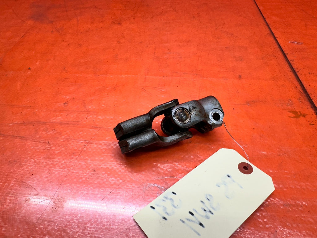 1994 2001 ACURA INTEGRA STEERING COLUMN LOWER SWIVEL U JOINT OEM #3316