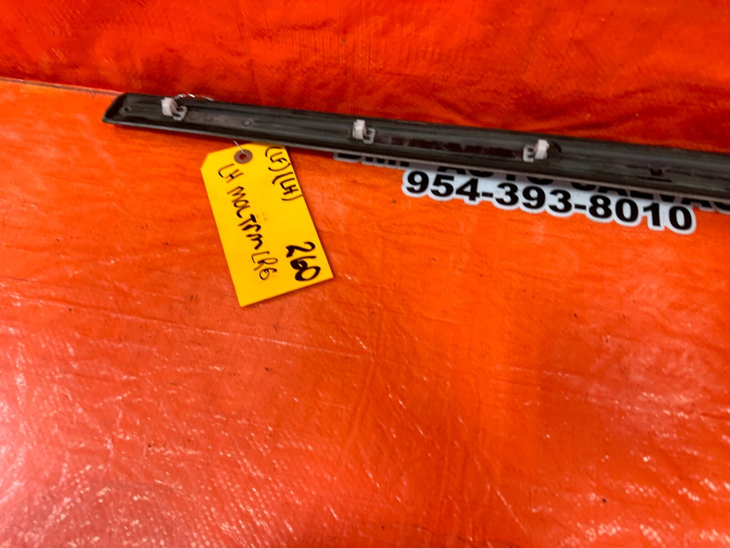 06 11 HONDA CIVIC SI 4D SEDAN   DOOR MOLDING IMPACT STRIP LEFT FRONT OEM #2607