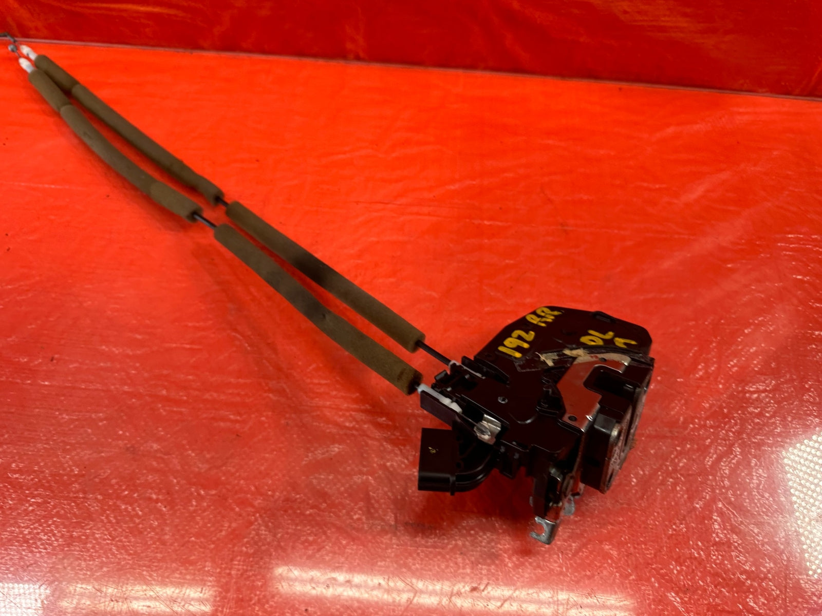 07 13 INFINITI G35 G37 SEDAN   DOOR LOCK ACTUATOR RIGHT REAR   OEM #1928