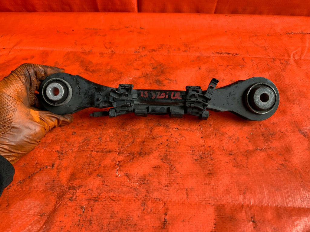 OEM 2015 BMW 320i RWD   DRIVER LEFT REAR UPPER CONTROL ARM   6 792 5190