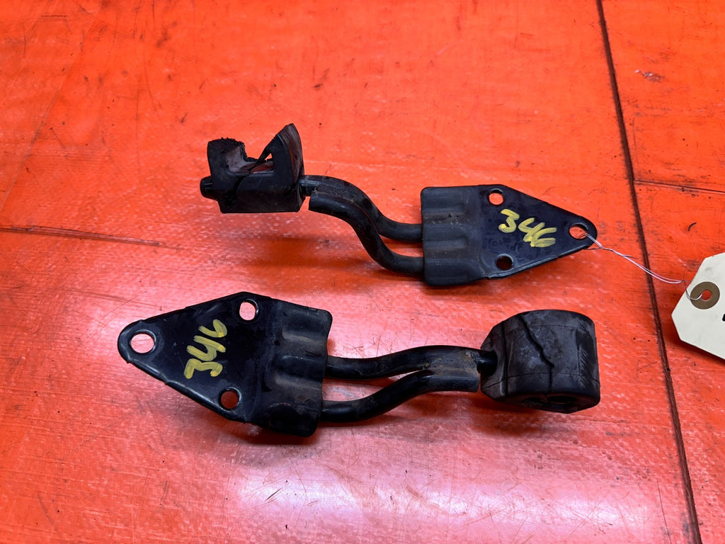 03-08 NISSAN 350Z EXHAUST PIPE HANGER MOUNT BRACKETS HARDWARE SET OEM #3464