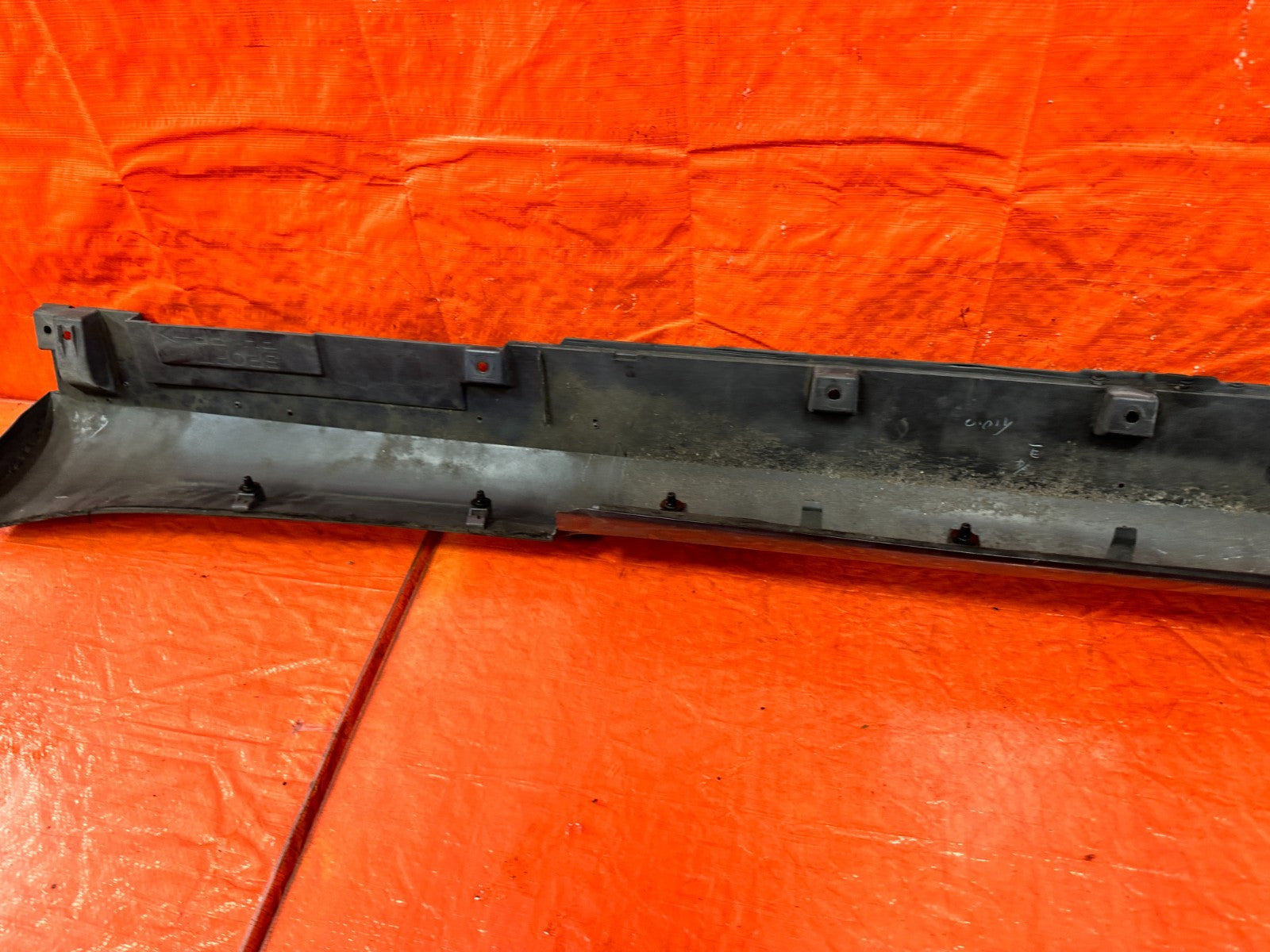 2008 INFINTI G37 COUPE SPORT SIDE SKIRT ROCKER MOLDING TRIM RIGHT OEM 31112