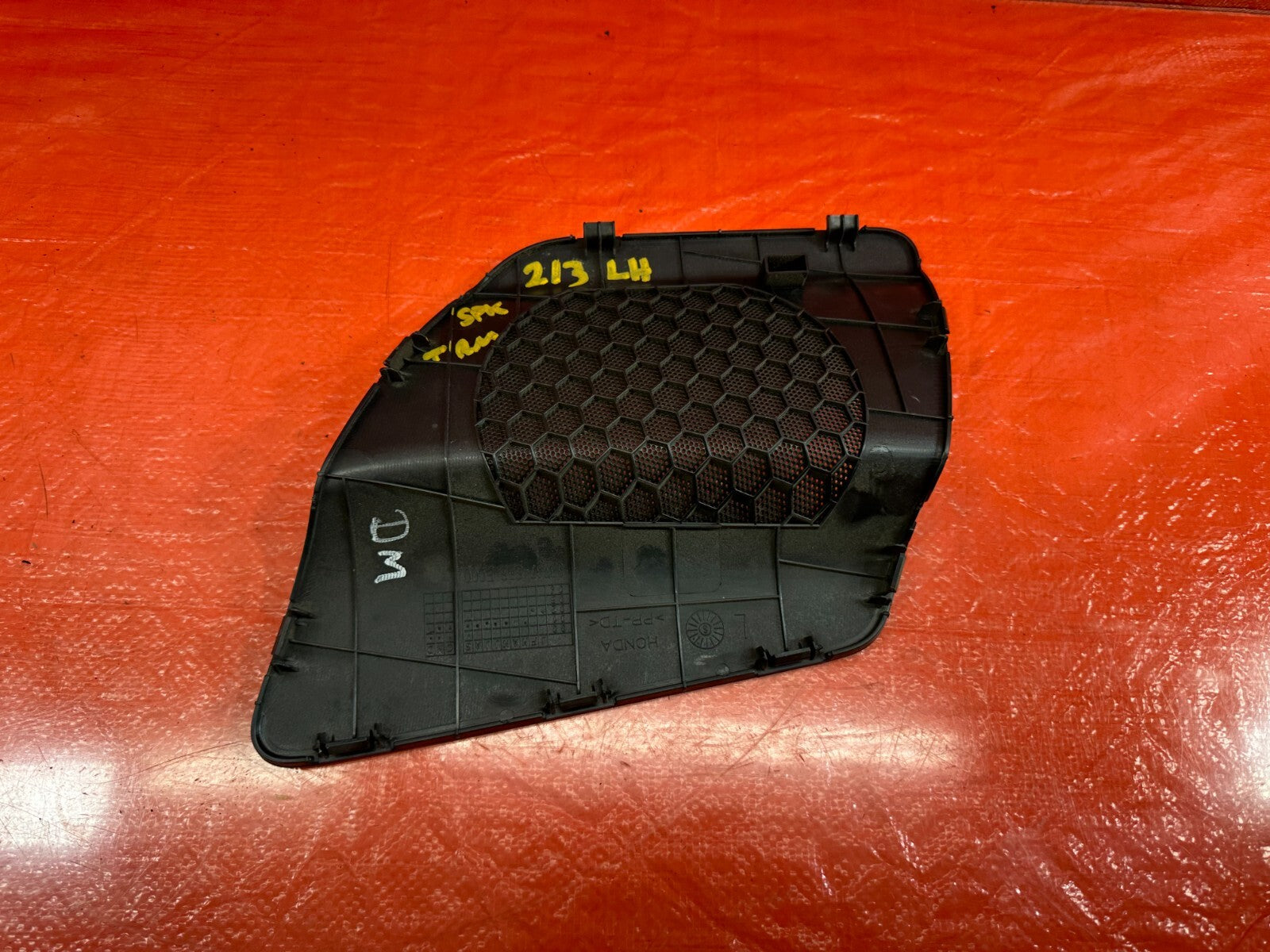 02 05 HONDA CIVIC SI EP3 HATCHBACK REAR SPEAKER COVER TRIM   LEFT SIDE OEM #2137